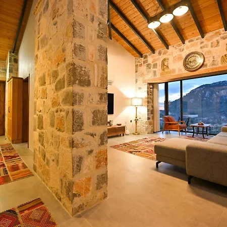Villa Skylight Goecek *